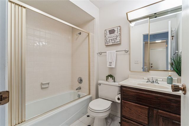 4571 Maureen Drive SE 43, Cedar Rapids, IA 52403