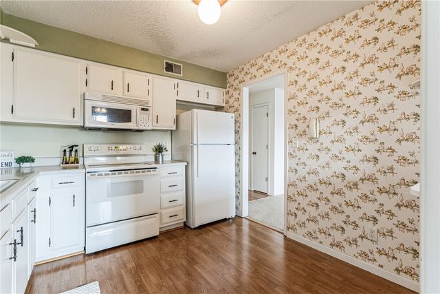 4571 Maureen Drive SE 43, Cedar Rapids, IA 52403