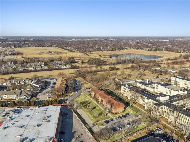 113 W Brandon Court E31, Palatine, IL 60067