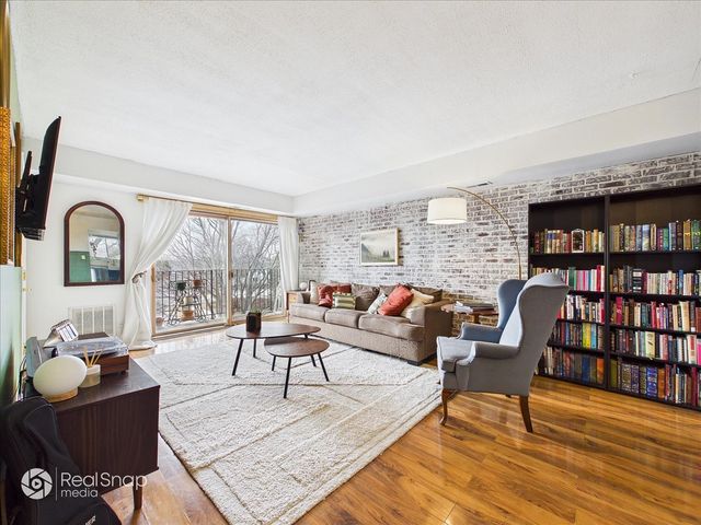 113 W Brandon Court E31, Palatine, IL 60067