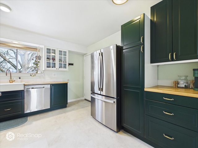 113 W Brandon Court E31, Palatine, IL 60067