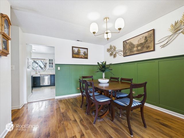 113 W Brandon Court E31, Palatine, IL 60067