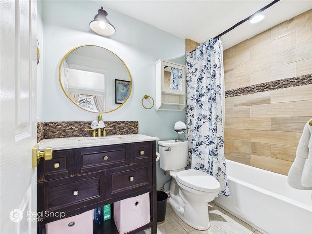 113 W Brandon Court E31, Palatine, IL 60067