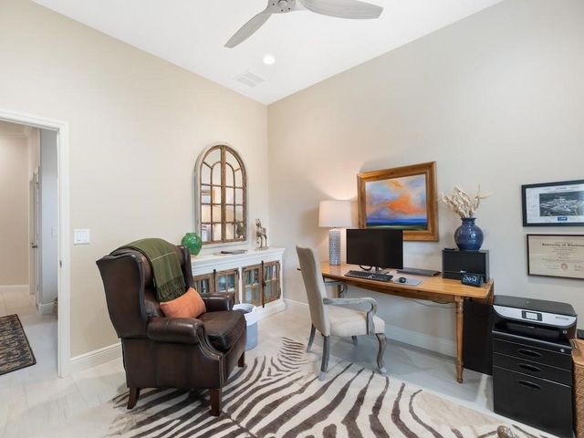 2582 Saint Lucia Circle, Vero Beach, FL 32967