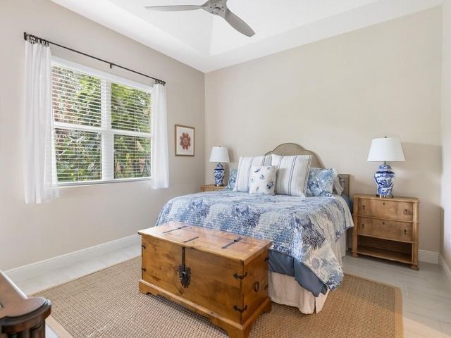 2582 Saint Lucia Circle, Vero Beach, FL 32967