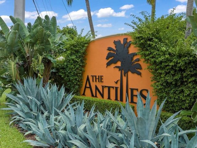 2582 Saint Lucia Circle, Vero Beach, FL 32967