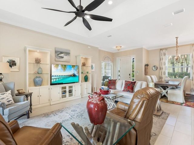 2582 Saint Lucia Circle, Vero Beach, FL 32967
