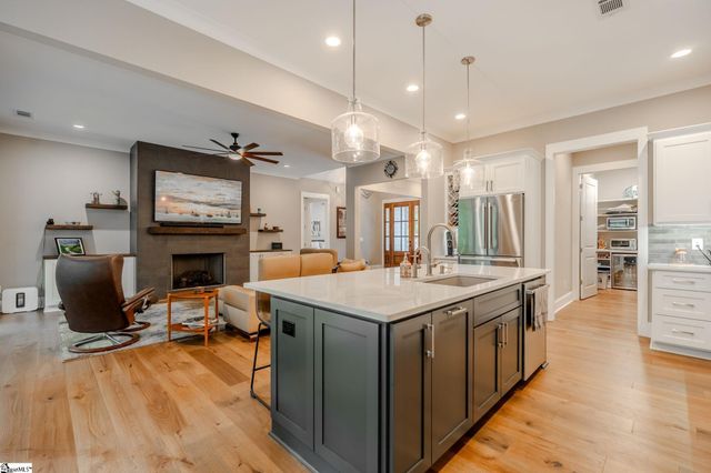 10 Laurel Cove Lane, Travelers Rest, SC 29690