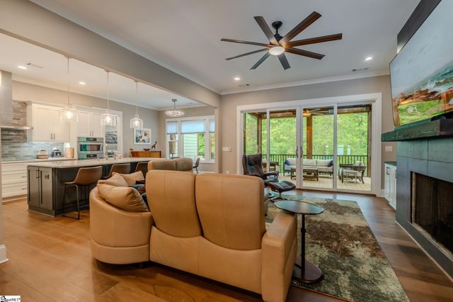 10 Laurel Cove Lane, Travelers Rest, SC 29690