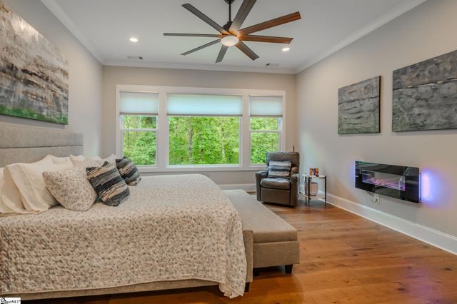 10 Laurel Cove Lane, Travelers Rest, SC 29690