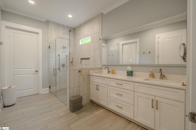 10 Laurel Cove Lane, Travelers Rest, SC 29690