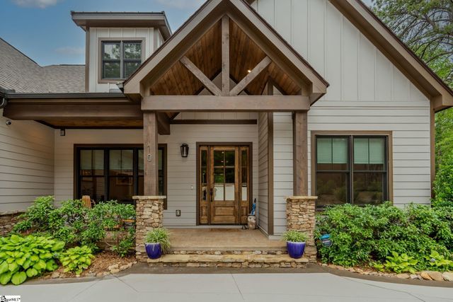 10 Laurel Cove Lane, Travelers Rest, SC 29690