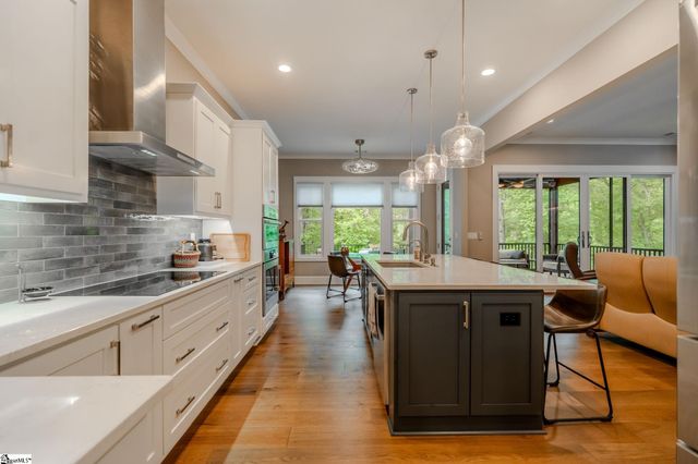 10 Laurel Cove Lane, Travelers Rest, SC 29690