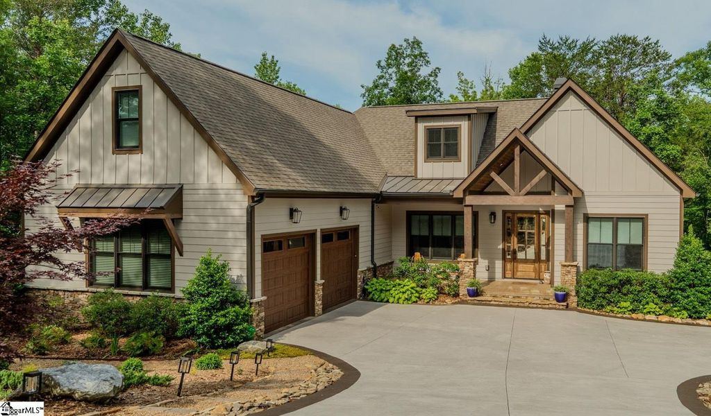 10 Laurel Cove Lane, Travelers Rest, SC 29690