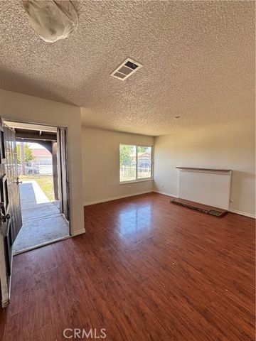 255 S Golden Avenue, San Bernardino, CA 92408