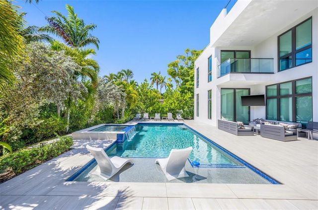 2001 Marietta Drive, Fort Lauderdale, FL 33316