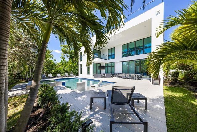 2001 Marietta Drive, Fort Lauderdale, FL 33316