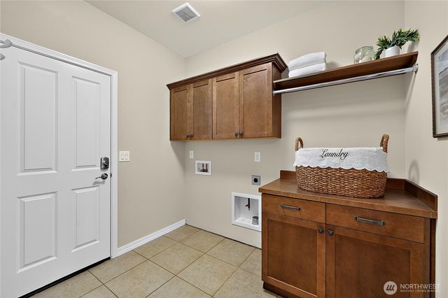 18725 145th Street E, Bonney Lake, WA 98391