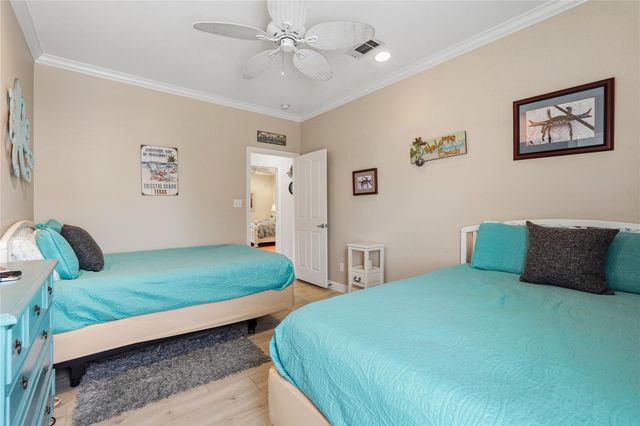 2493 Howell, Crystal Beach, TX 77650