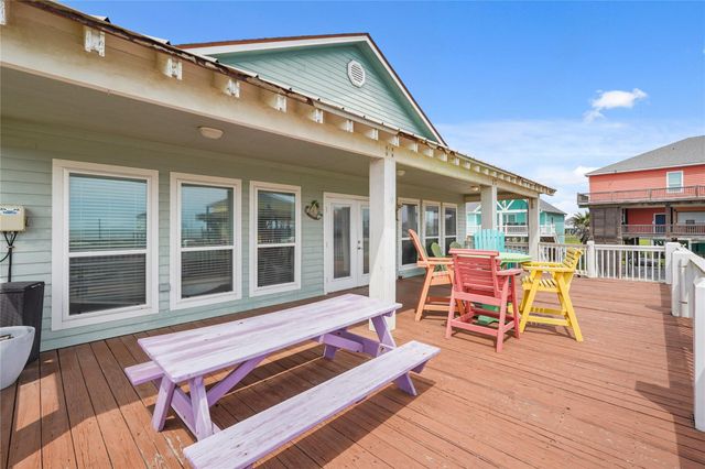 2493 Howell, Crystal Beach, TX 77650