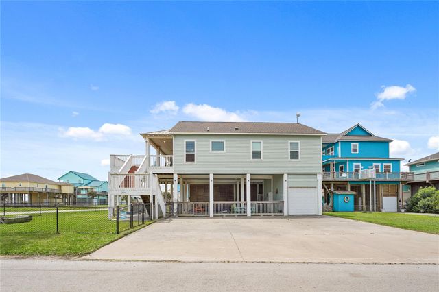 2493 Howell, Crystal Beach, TX 77650