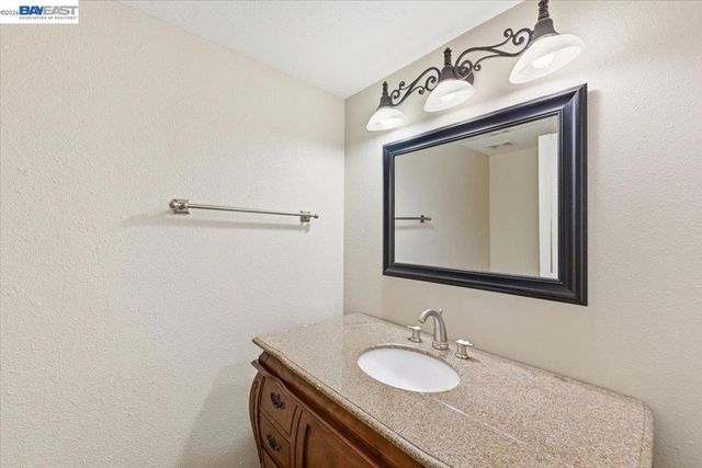 105 Rosario Ct, San Ramon, CA 94583