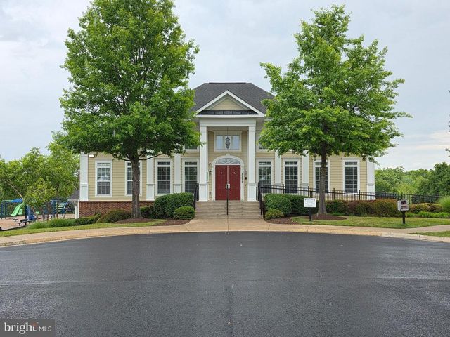 5818 PINEY GLADE RD, Fredericksburg, VA 22407