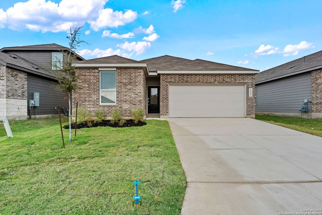 2131 Artemis Drive, Portland, TX 78374