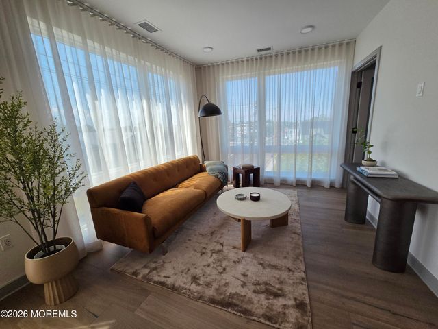 665 2nd Avenue 308, Long Branch, NJ 07740