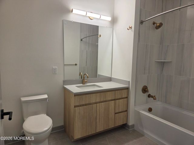 665 2nd Avenue 308, Long Branch, NJ 07740