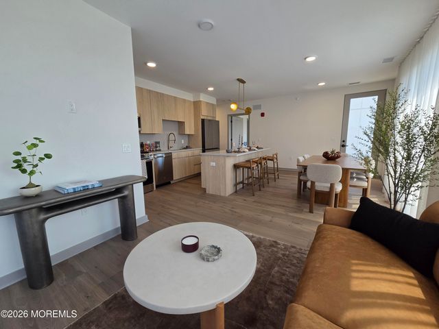 665 2nd Avenue 308, Long Branch, NJ 07740