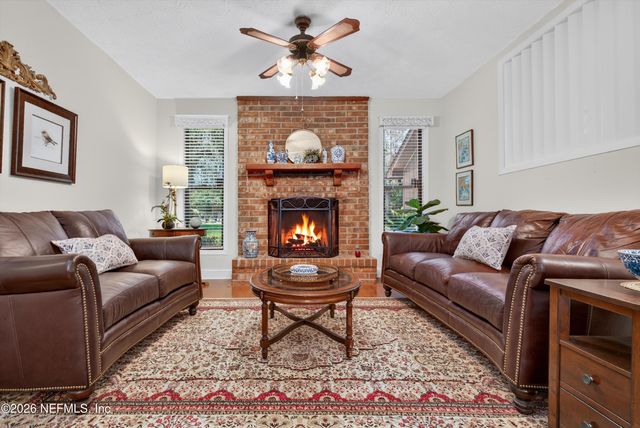 1555 SURREY GLEN Cove, Middleburg, FL 32068
