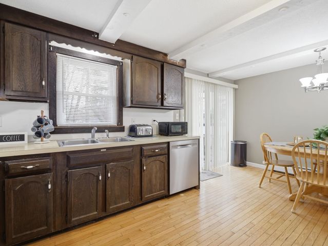 7 Nevens Street, Hudson, NH 03051