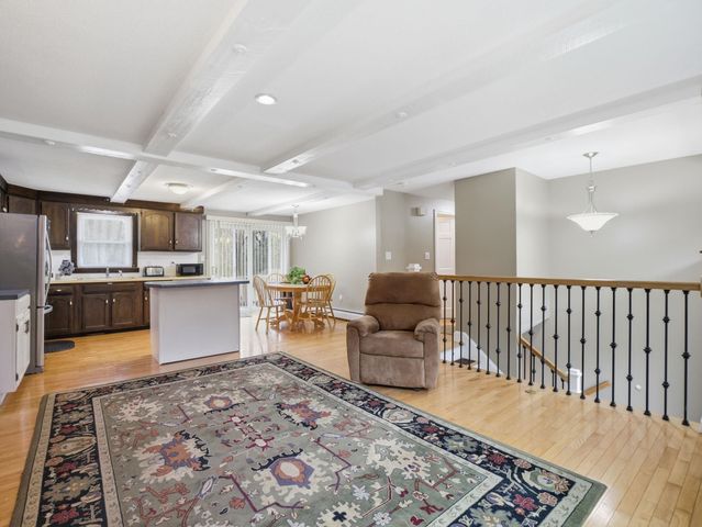 7 Nevens Street, Hudson, NH 03051