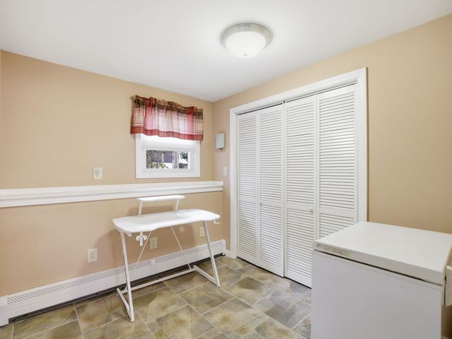 7 Nevens Street, Hudson, NH 03051