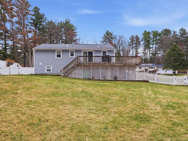 7 Nevens Street, Hudson, NH 03051
