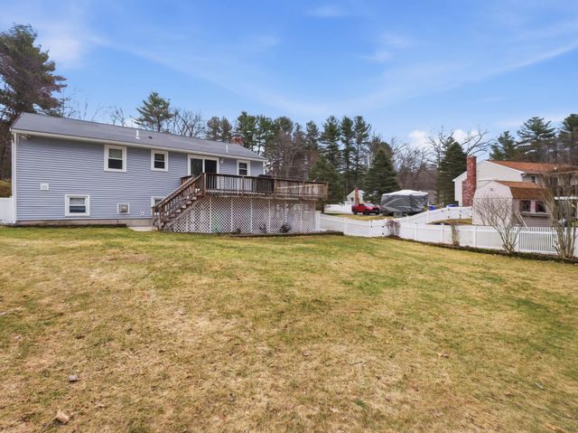 7 Nevens Street, Hudson, NH 03051