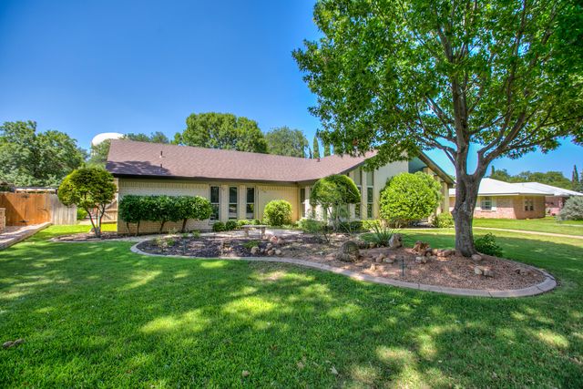 2906 Briargrove Lane, San Angelo, TX 76904