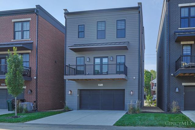 2916 Robertson Avenue, Cincinnati, OH 45209
