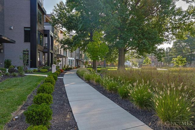 2916 Robertson Avenue, Cincinnati, OH 45209
