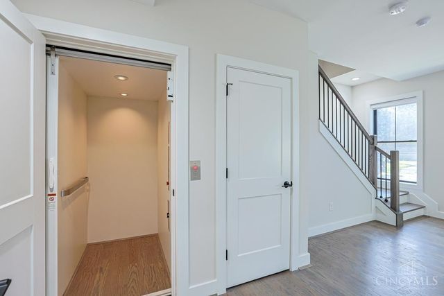 2916 Robertson Avenue, Cincinnati, OH 45209