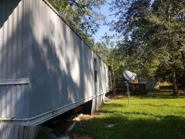 116 Trailwood Drive, Onalaska, TX 77360