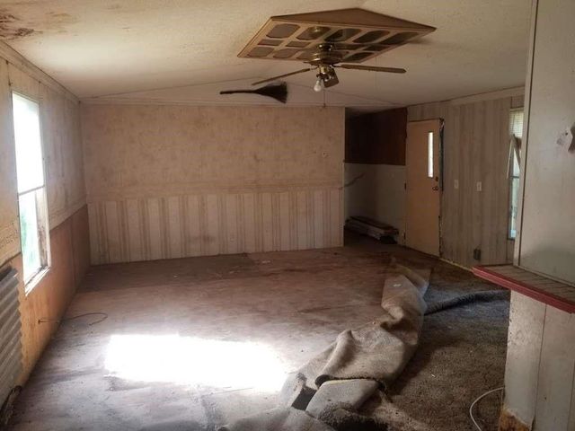 116 Trailwood Drive, Onalaska, TX 77360