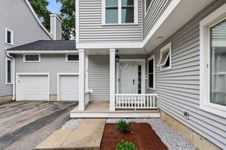 5 Blueberry Ct 5, Rockland, MA 02370