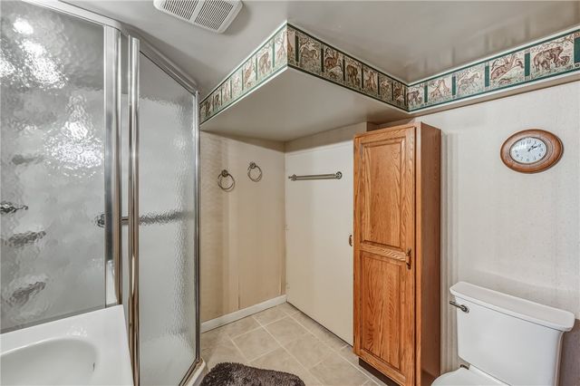 513 Dougherty Ave, Sharon, PA 16146