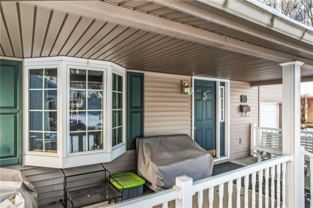 513 Dougherty Ave, Sharon, PA 16146