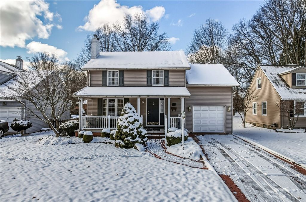 513 Dougherty Ave, Sharon, PA 16146