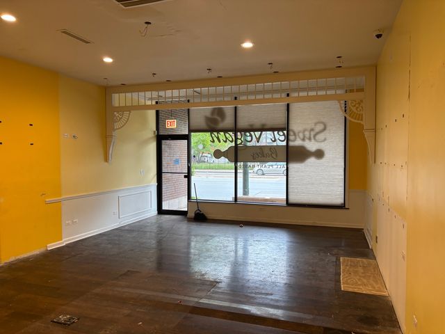 409 W North Avenue, Chicago, IL 60610