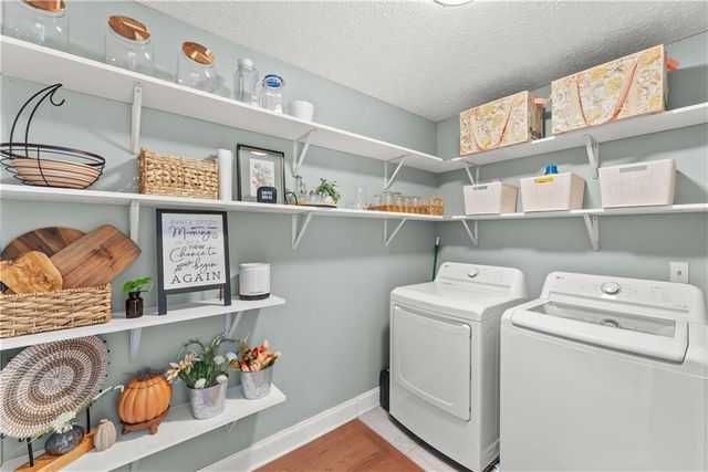 3448 Point View Circle, Gainesville, GA 30506