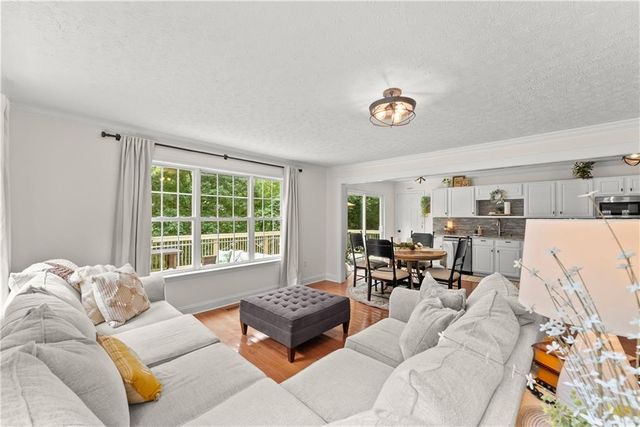 3448 Point View Circle, Gainesville, GA 30506